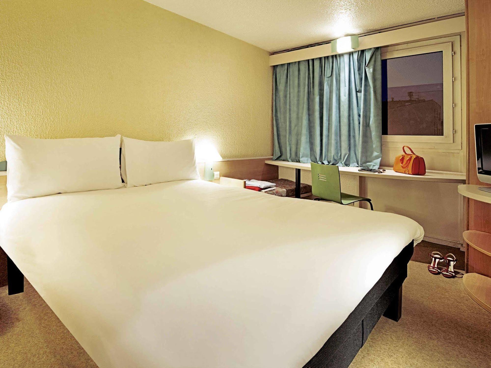 Ibis Archamps Porte De Geneve מראה חיצוני תמונה
