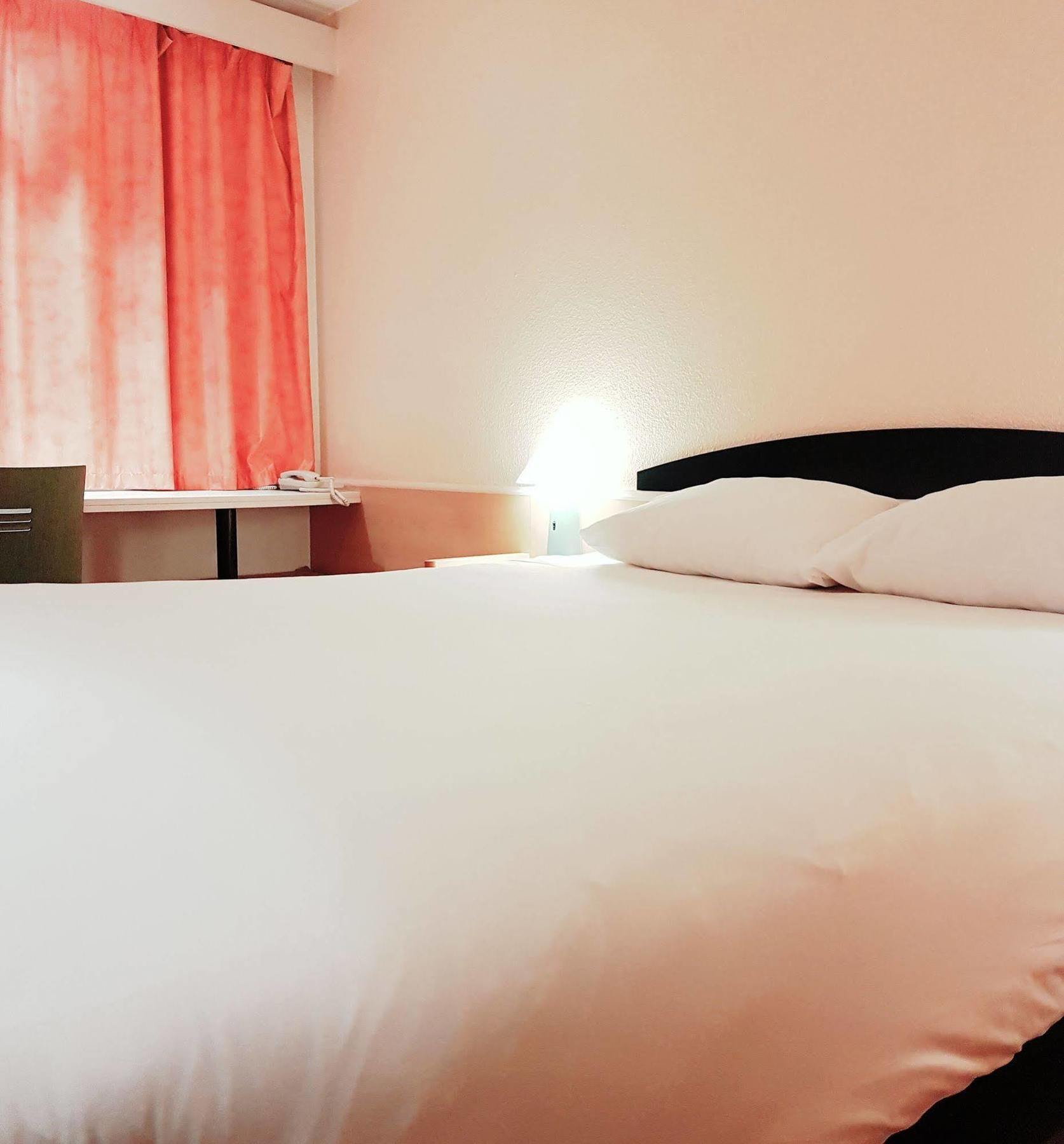 Ibis Archamps Porte De Geneve מראה חיצוני תמונה